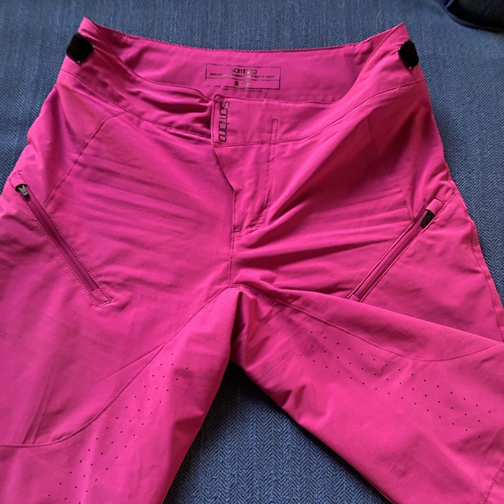 Small sombrio mt bike shorts